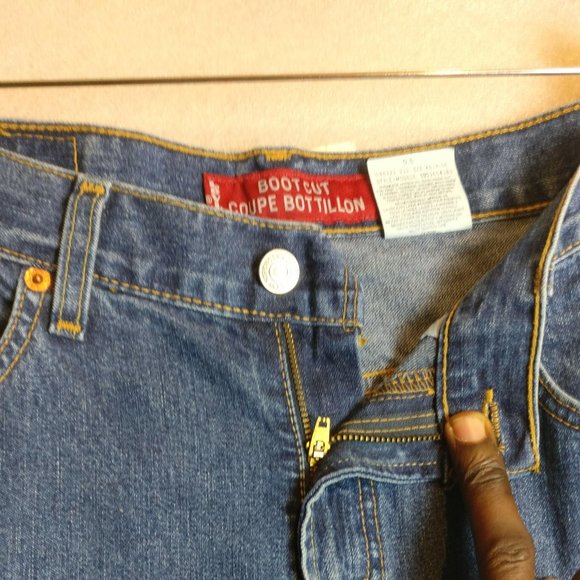 Levis WOMENS 516 BOOTCUT "9 Long" CLASSIC BLUE JEANS, BRAND NEW with Measurement - Picture 6 of 8